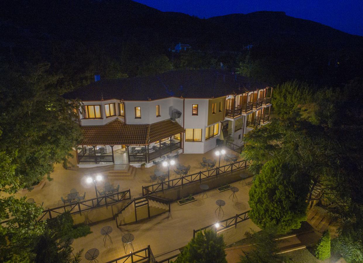 Hôtel Filosxenia Roxani Country House à Marónia Extérieur photo