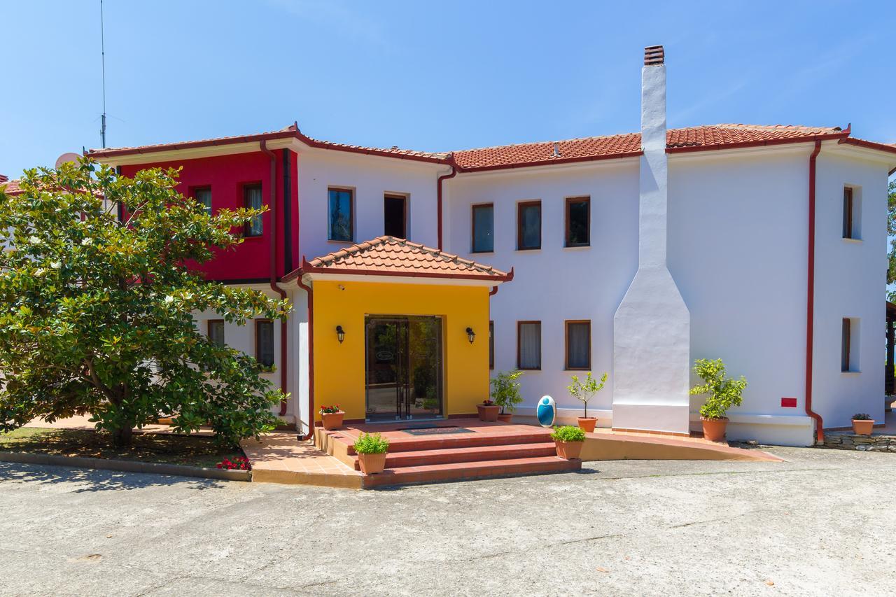 Hôtel Filosxenia Roxani Country House à Marónia Extérieur photo