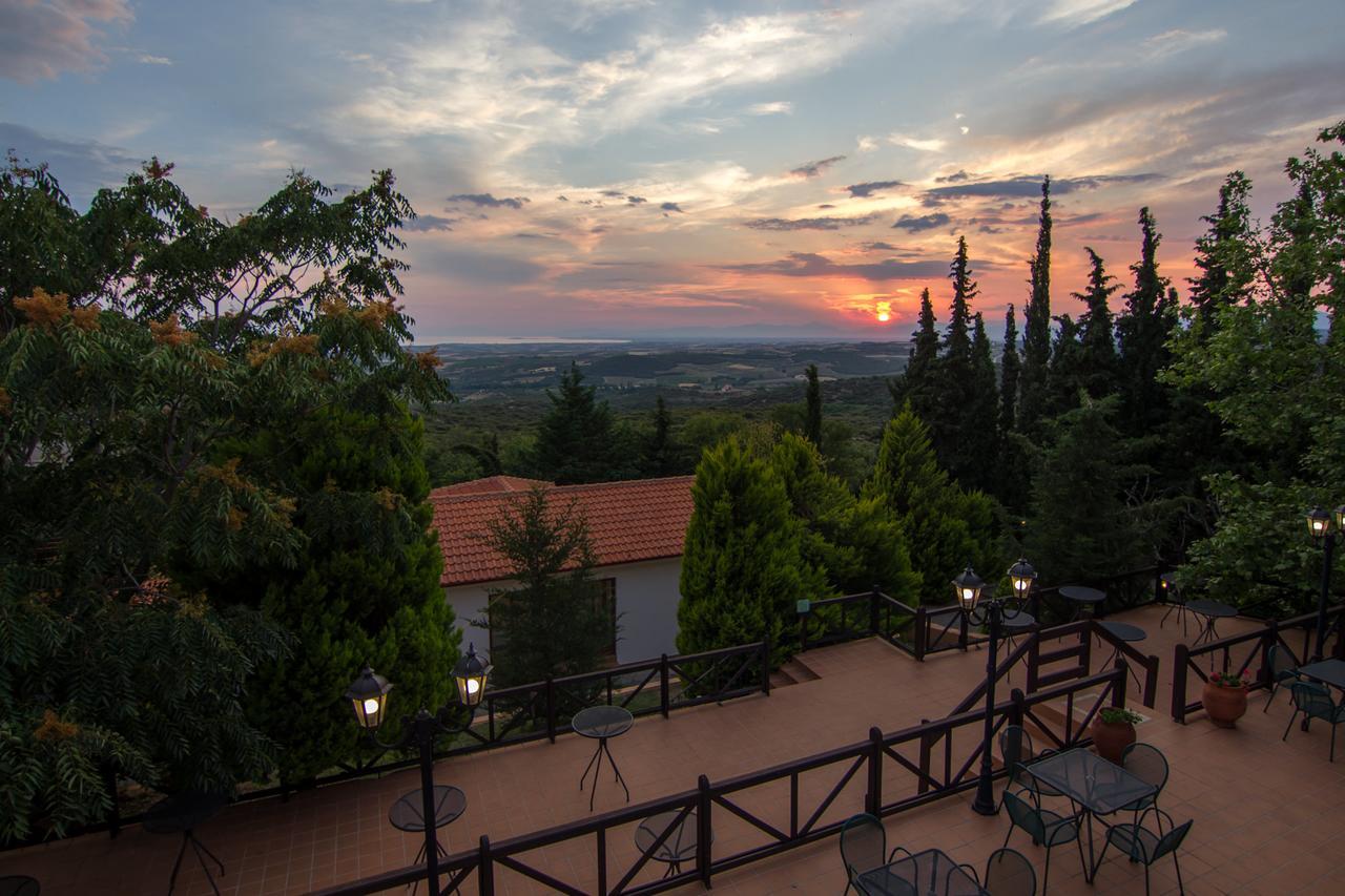 Hôtel Filosxenia Roxani Country House à Marónia Extérieur photo