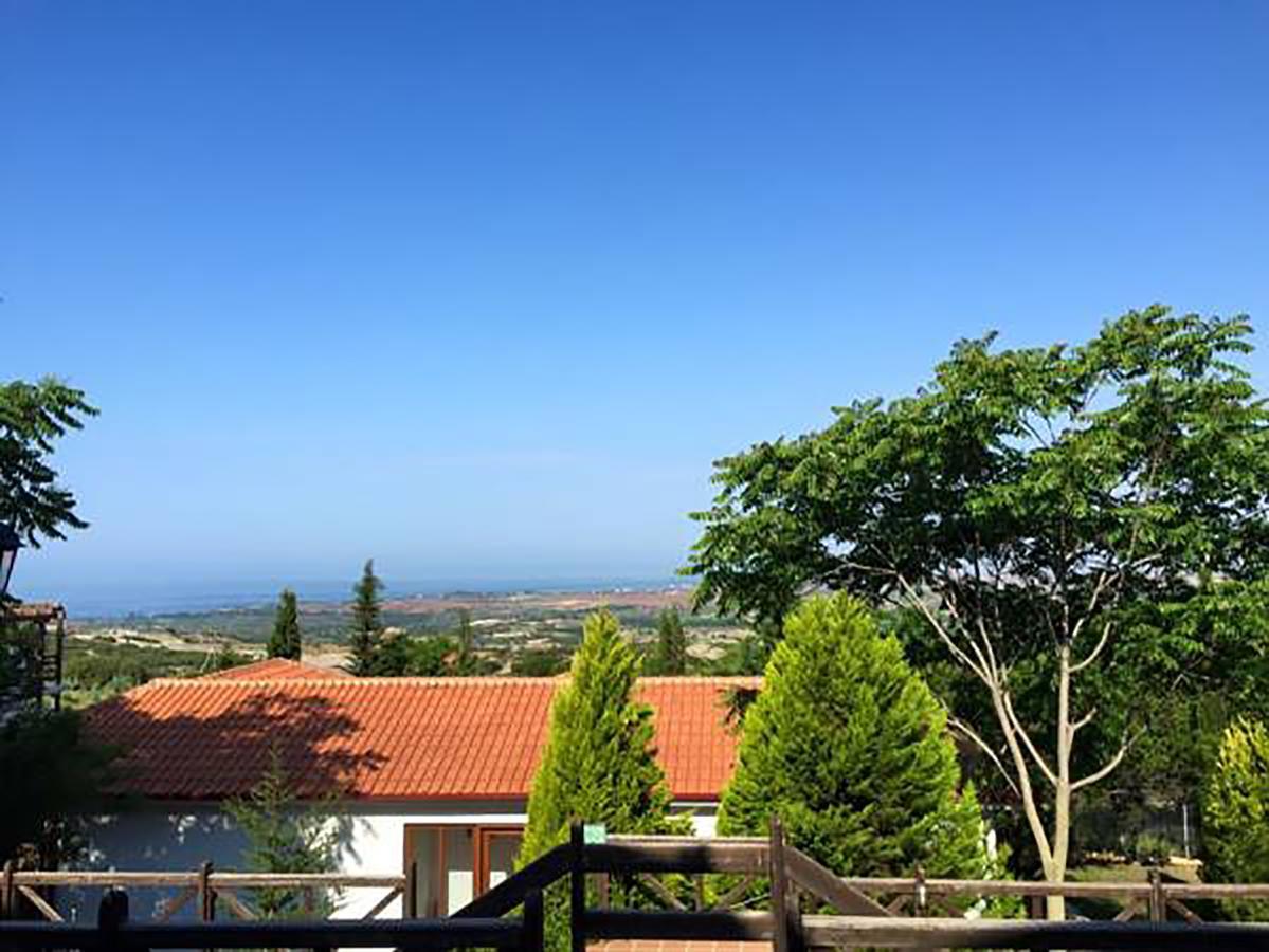 Hôtel Filosxenia Roxani Country House à Marónia Extérieur photo
